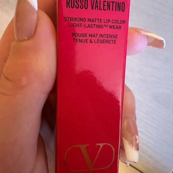 NWT Valentino Red Geometric Cosmetic Bag with two long lasting lipsticks